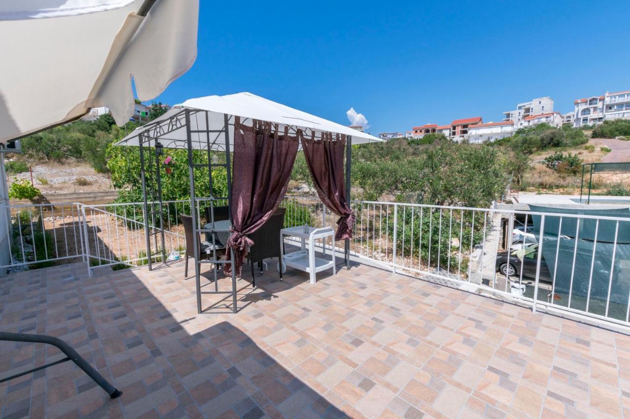 Apartments Zmika พรีมอชเตน ภายนอก รูปภาพ