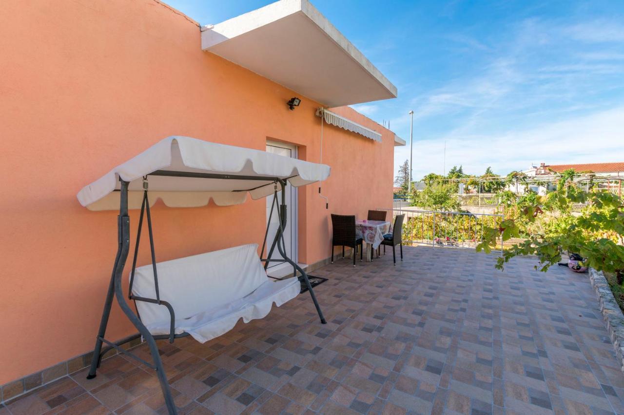 Apartments Zmika พรีมอชเตน ภายนอก รูปภาพ
